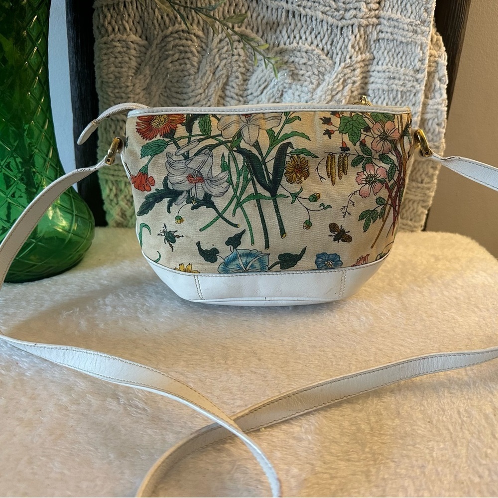 1970’s/1980’s Gucci Flora Crossbody Purse - Picture 10 of 15